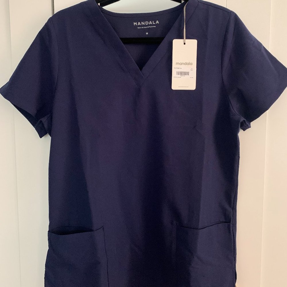 Mandala 6 Pocket Scrub Top